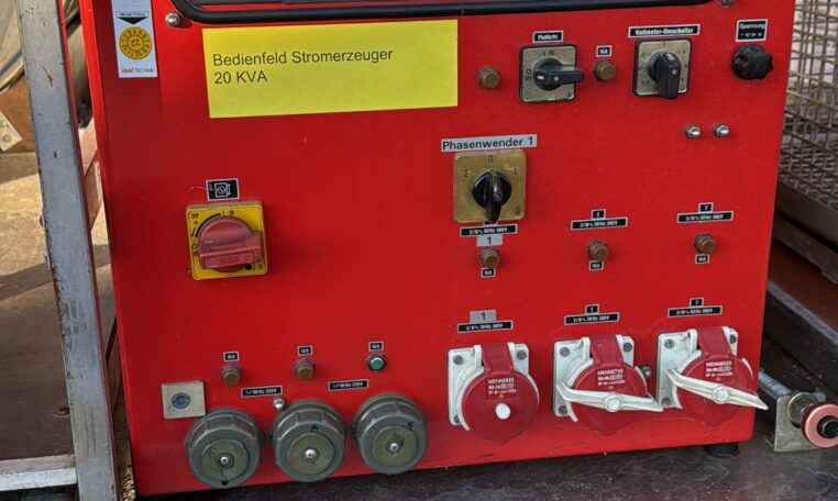 7A6180B1 4EFF 4672 8370 9DF0DCF8DD05